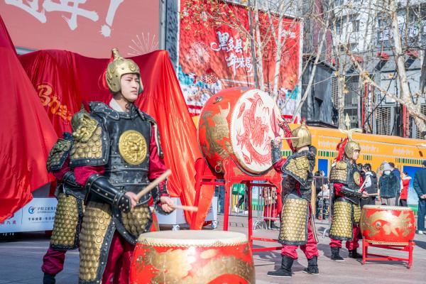 寻“庐阳九逸”，赴一场新春 三国“骑”遇记